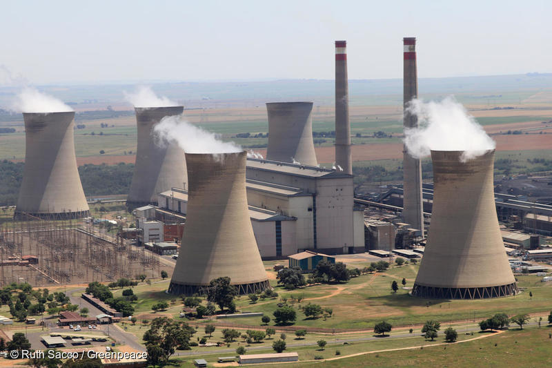 Extractive and in-situ CEMS technologies suit different stack conditions.